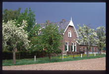 D 016 Boerderij 'de Kalverpas', nu bewoond door de familie M. Jansen